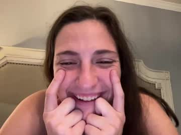 feralfairy4's chat room