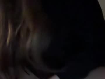 fantasyella's chat room