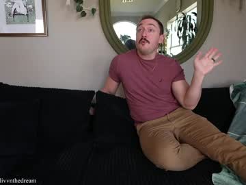 livanddrew's chat room