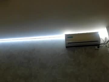 v_deville's chat room