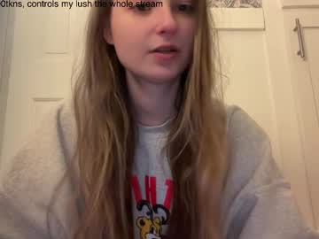 fantasyella's chat room