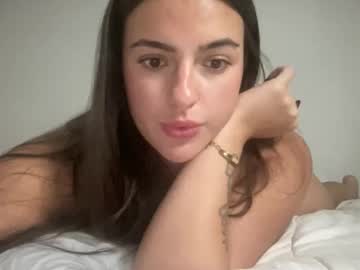 notsosweet21's chat room