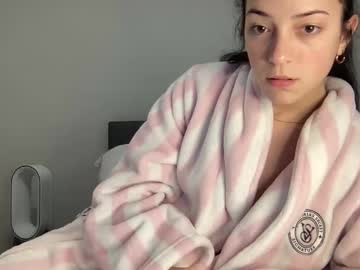 elenalovexxx's chat room