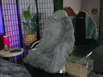 oh_lovely_girl's chat room