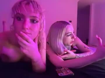 lilybrown07's chat room