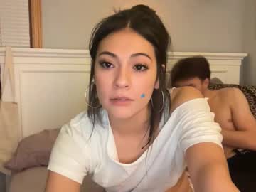 laylakitten4's chat room