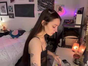 hannahtaylorr's chat room