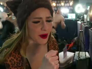 peacheekitty's chat room