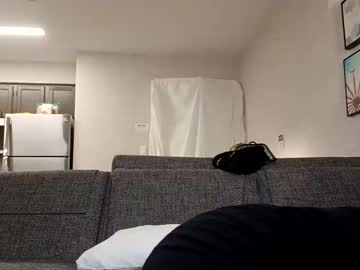 kibrombariu45's chat room