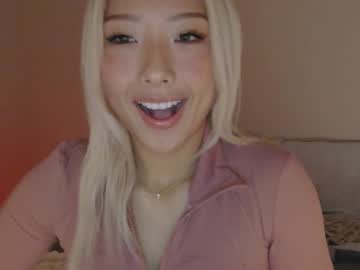 vivianwinters's chat room