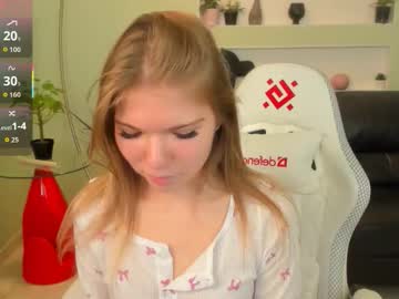 michafox's chat room