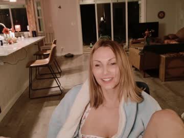 kaileeshy's chat room