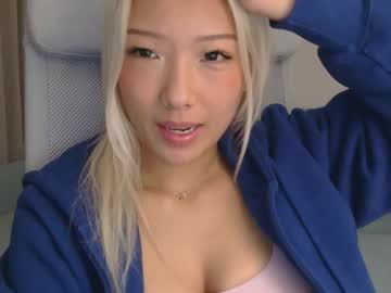 vivianwinters's chat room