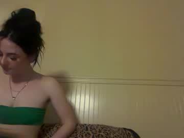 clairewalkerrr's chat room