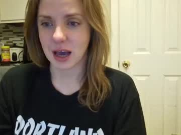 tinywithtiddies's chat room