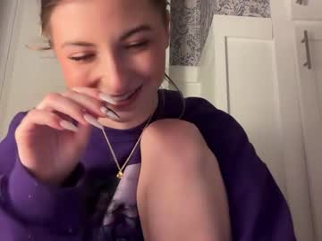 fantasyella's chat room