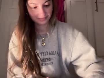 fantasyella's chat room