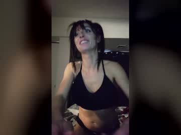 nadiabella07's chat room