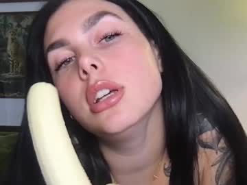 stacywithuu's chat room