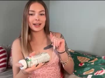 andreaelizabethxo's chat room