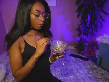 jada_valentine's chat room