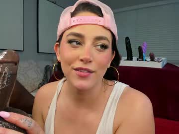 tightholestinytits's chat room