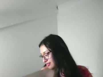 mellerina_'s chat room