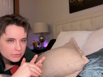 officiallyonlytams's chat room