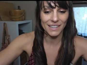 monalisa169's chat room