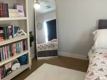 elenalovexxx's chat room