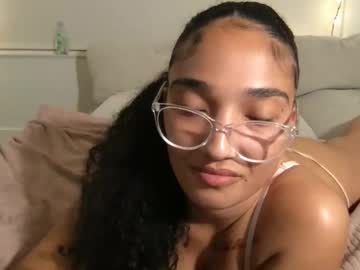 rosalinatoosexy's chat room