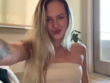 luvaimee's chat room