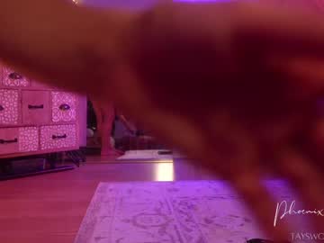 phoenix_taylor's chat room