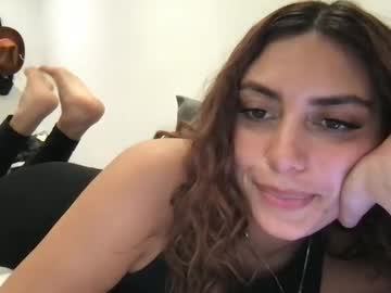 bbypiamia's chat room