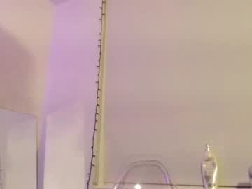 rosalinatoosexy's chat room