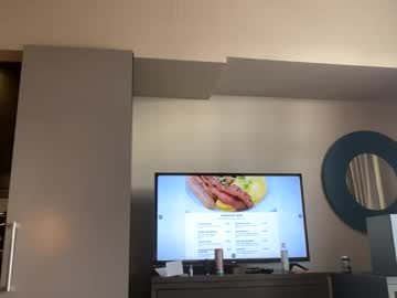 cumguzzlingskank's chat room