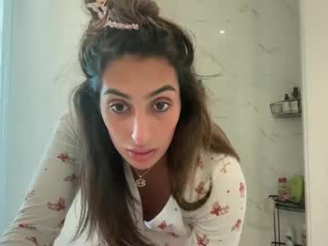 camiliakxoxo's chat room