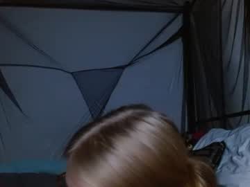 baeblondie's chat room