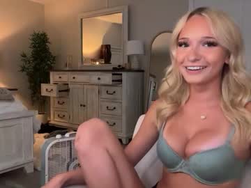 roxyrain2736's chat room