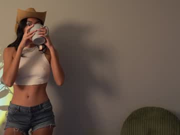 littlemiss_kira's chat room