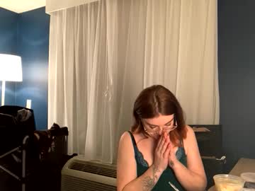 intothewoodswego's chat room