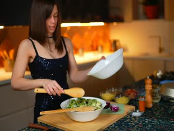 newchloe18's chat room