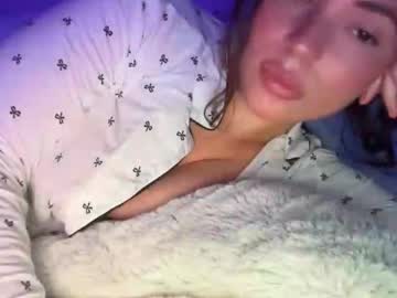 pollyyypocket's chat room