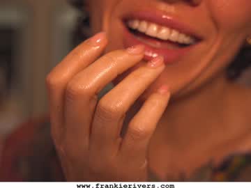 _frankie_rivers's chat room
