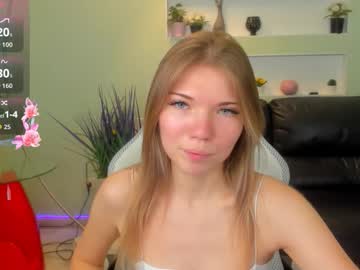 michafox's chat room