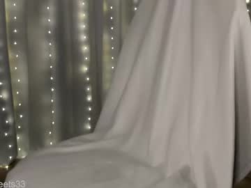 graciously3333's chat room