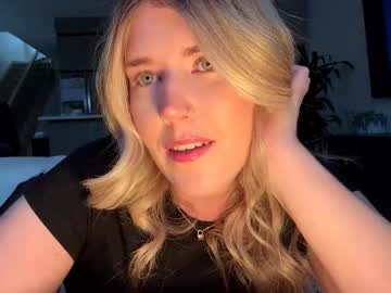 lilpinkbean's chat room