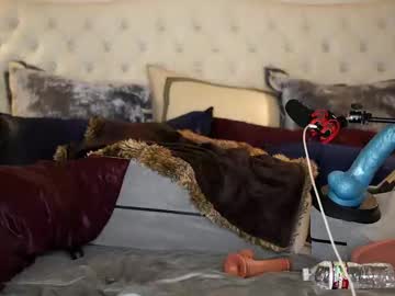 avalonnfoxx's chat room