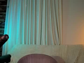 honeymoann's chat room