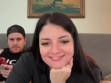 sexycouple41110's chat room